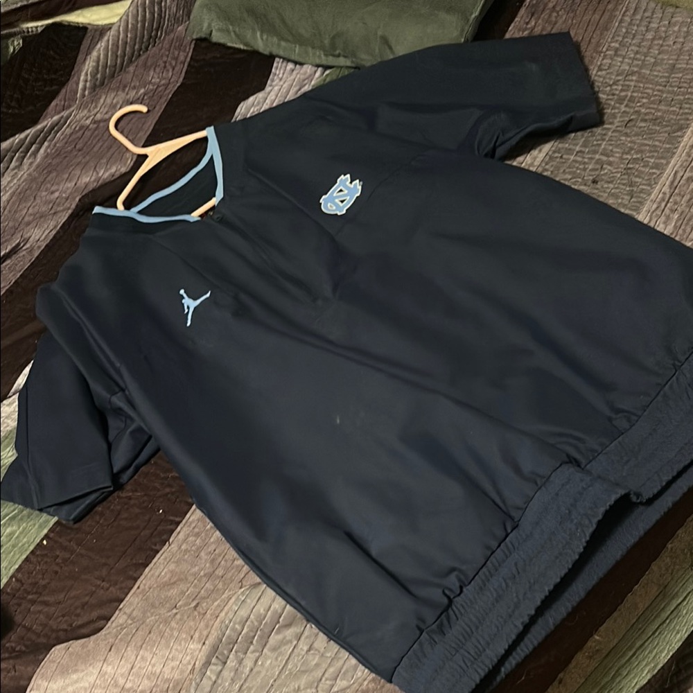 North Carolina Jordan half sleeve jersey size large gently used